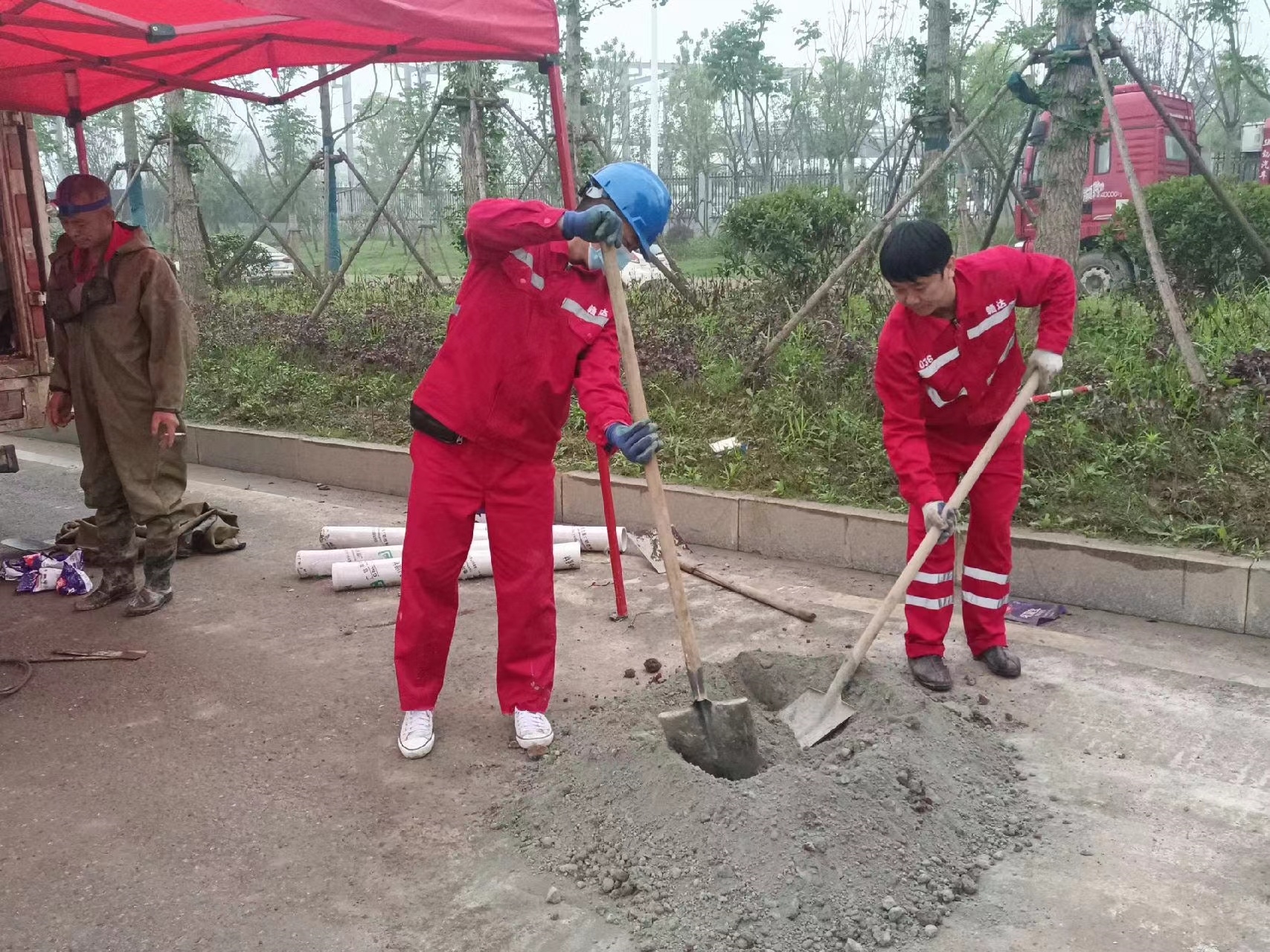 黄石港管道疏通哪家好】及时进行市政管道清淤