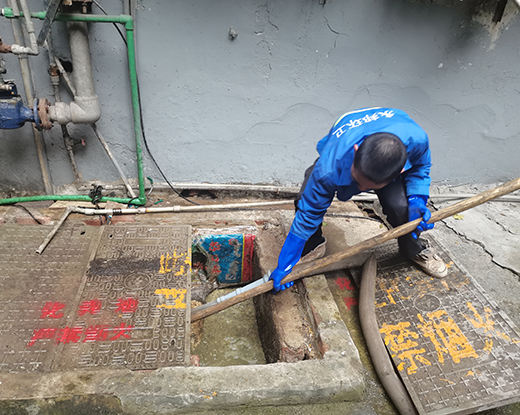 黄石港清掏化粪池